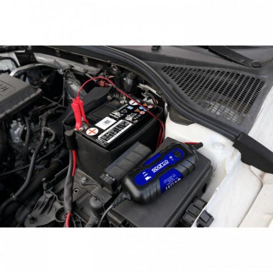 Зарядно за акумулатор Sparco - 1.2Amp 6V / 12V