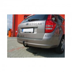 СТАЦИОНАРЕН ТЕГЛИЧ ЗА KIA CEE'D SW С ВИНТОВА СИСТЕМА ЗА ОСВОБОЖДАВАНЕ НА КУКАТА. СТАЦИОНАРЕН ТЕГЛИЧ ЗА KIA CEE'D SW С ВИНТОВА СИСТЕМА ЗА ОСВОБОЖДАВАНЕ НА КУКАТА.