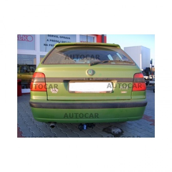 ТЕГЛИЧ АВТОМАТИЧЕН-ХОРИЗОНТАЛЕН ЗА SKODA FELICIA КОМБИ