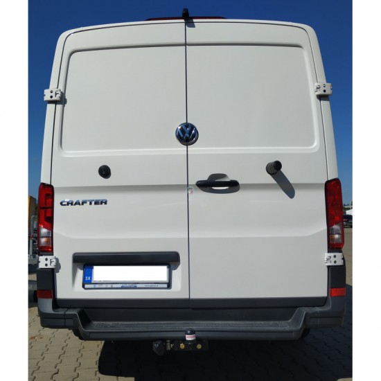 СТАЦИОНАРЕН ТЕГЛИЧ ЗА VOLKSWAGEN CRAFTER L2,L3 С БОЛТОВА СИСТЕМА ЗА ОСВОБОЖДАВАНЕ НА КУКАТА.